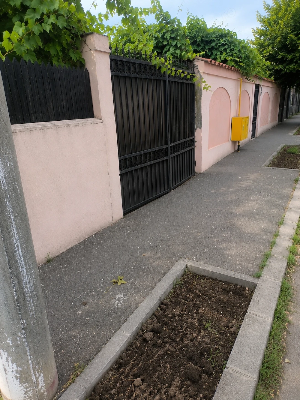 Casă și Teren 473 mp, Voluntari   Deschidere Uriașă 18.85 m
