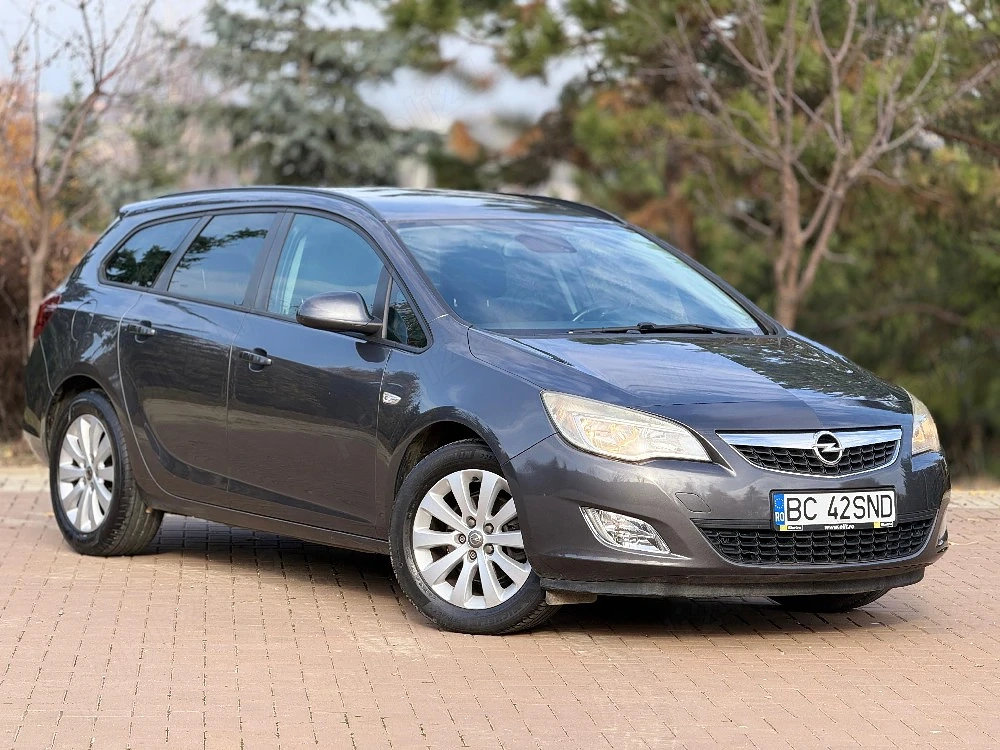 Opel Astra J Sports Tourer 1.7 CDTI