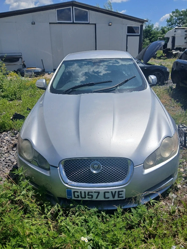 dezmembrez jaguar xf 2.7 biturbo