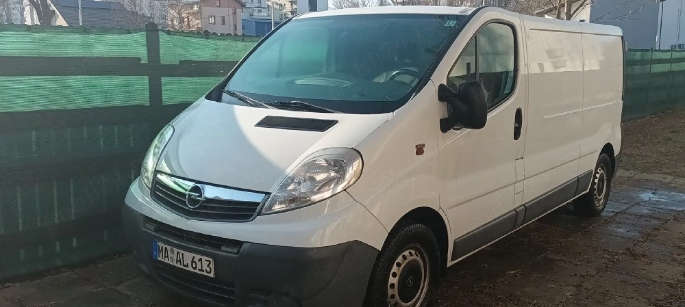 Opel Vivaro 2,0 Diesel fab 2014 Euro5, model Lung .  
