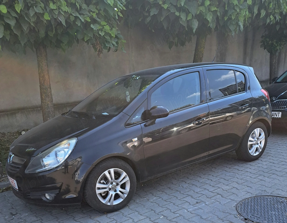 Opel Corsa D, 1.4 benzina an 2010, 157000 km, 1750   