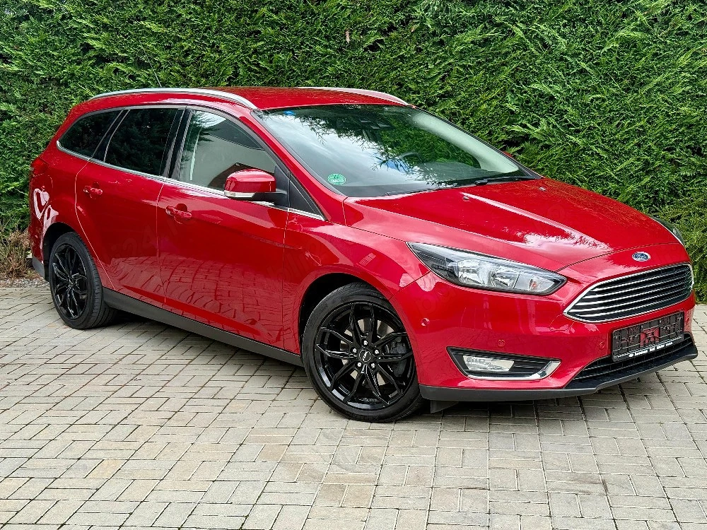 Ford Focus 1.5Benzina Automat TITANIUM