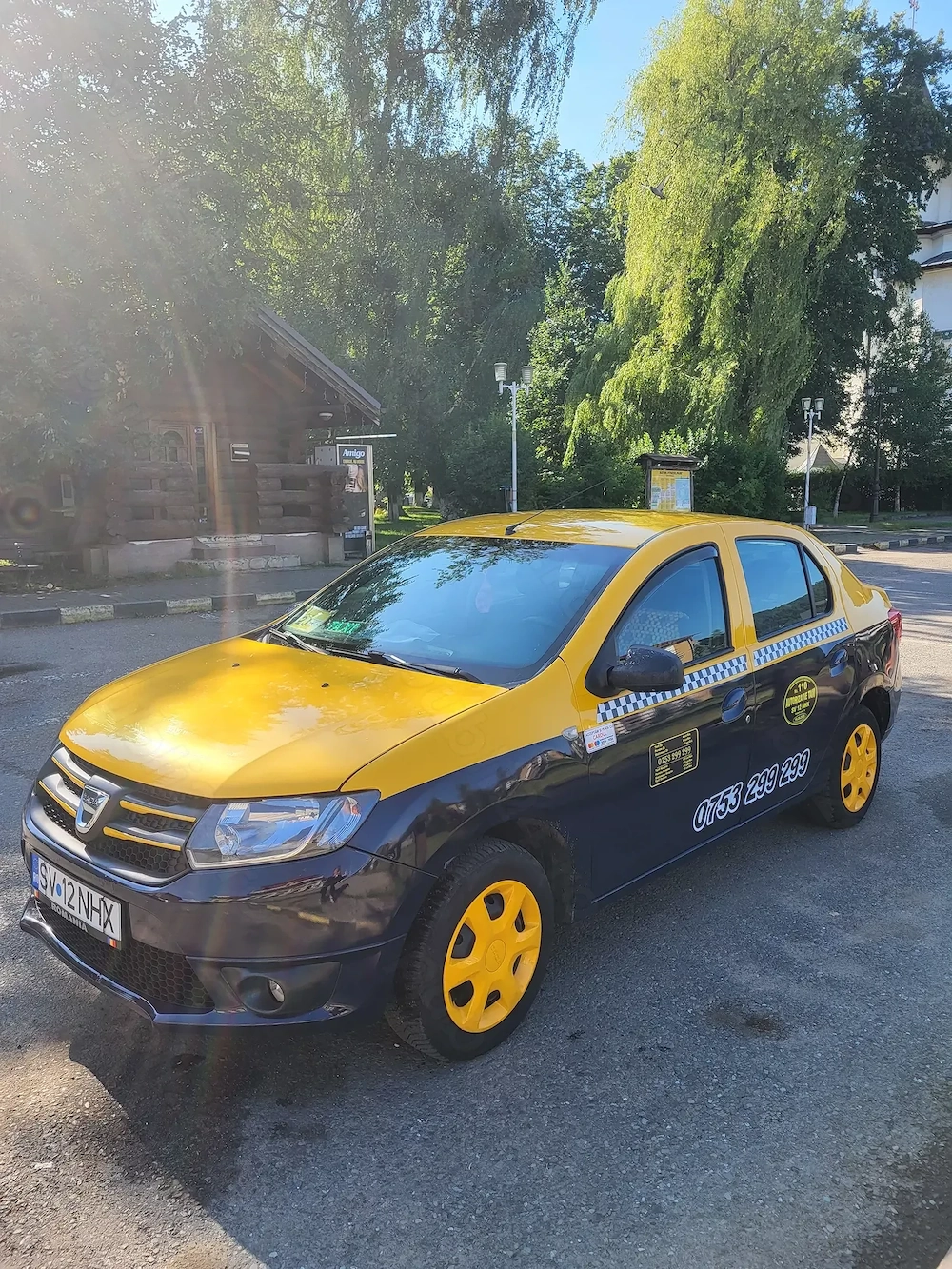  Vând Dacia Logan, an de fabricație 2016, echipată cu motorul diesel 1.5 dCi, recunoscut pentru fiab
