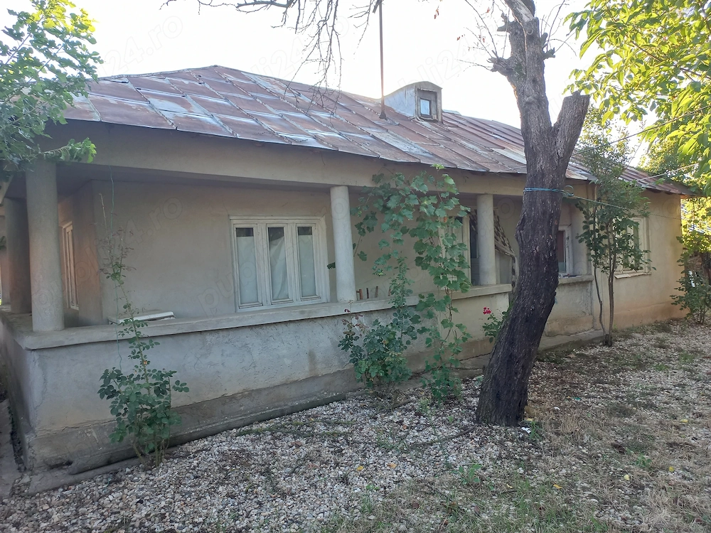 De vanzare casa batraneasca in Fratesti Jud. Giurgiu