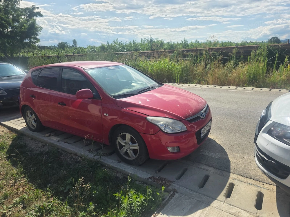 Vând Hyundai i30 1.4 110 CP 2008