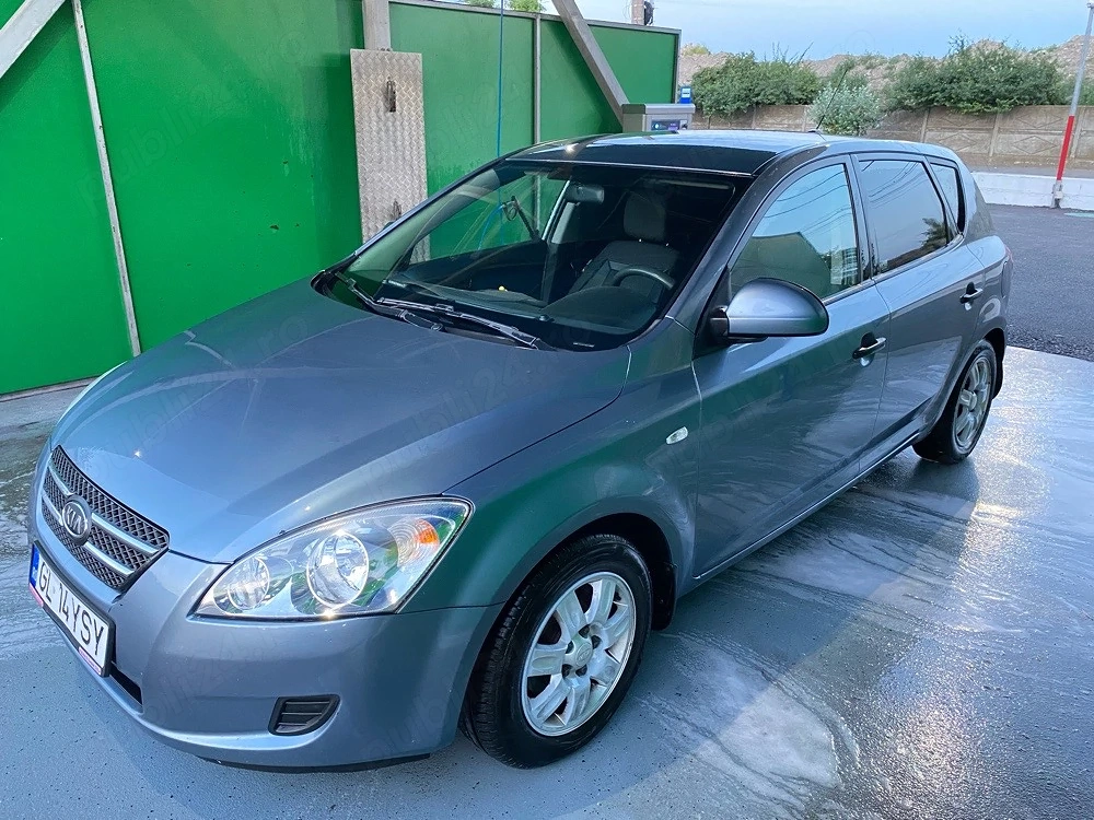 Vand Schimb Kia Ceed 2009 1.4 Benzina