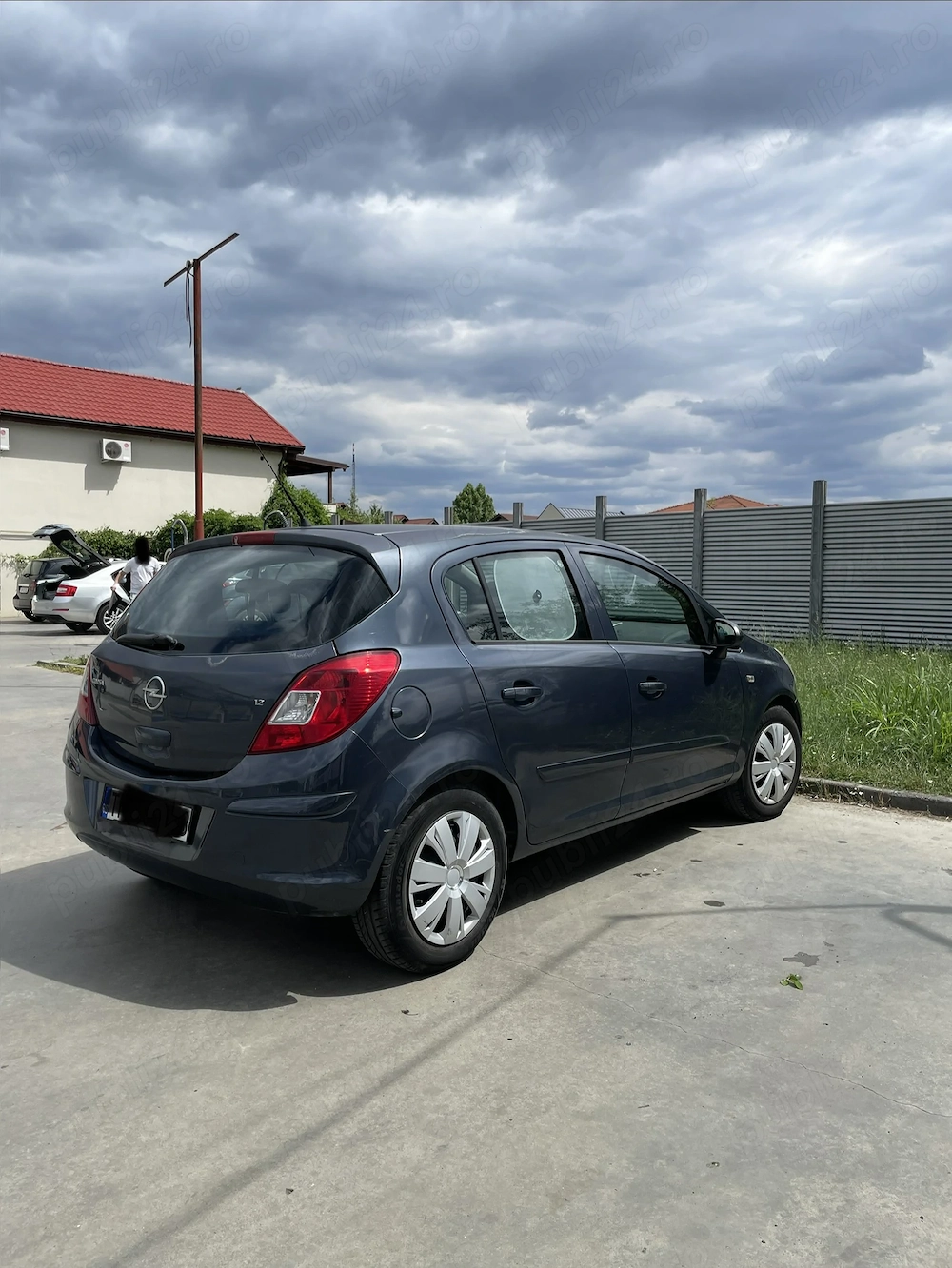 Corsa D 2007 1.2 benzina 162.000km
