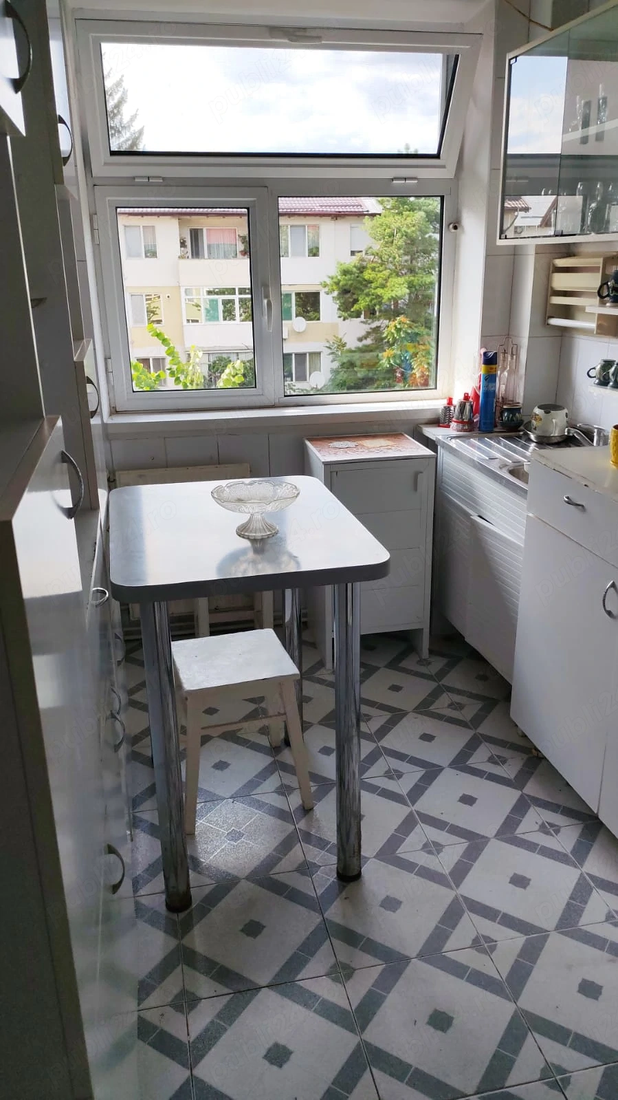 Apartament 2 camere central Campina
