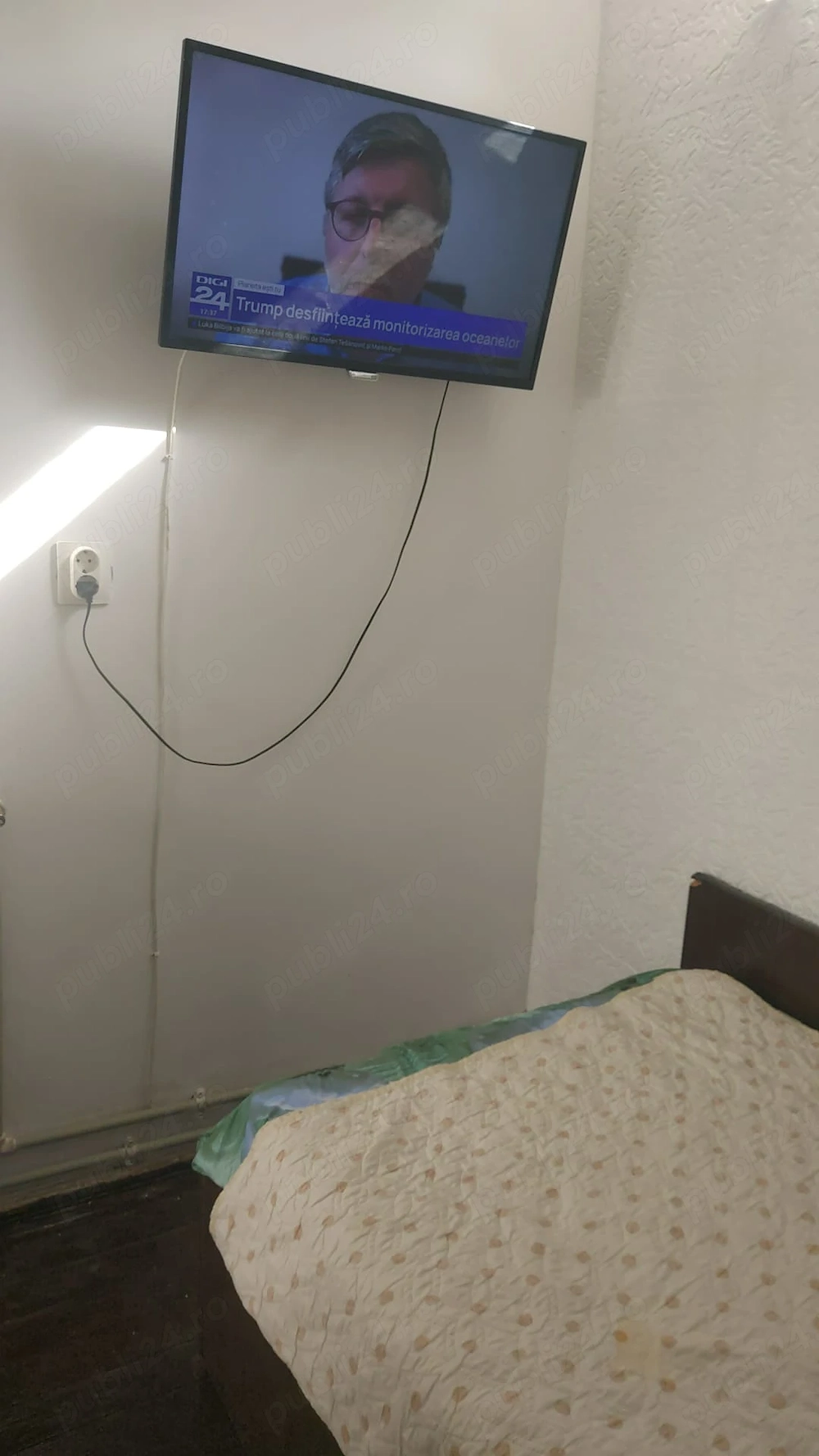 camera mansarda in vila zona timpuri noi bucuresti