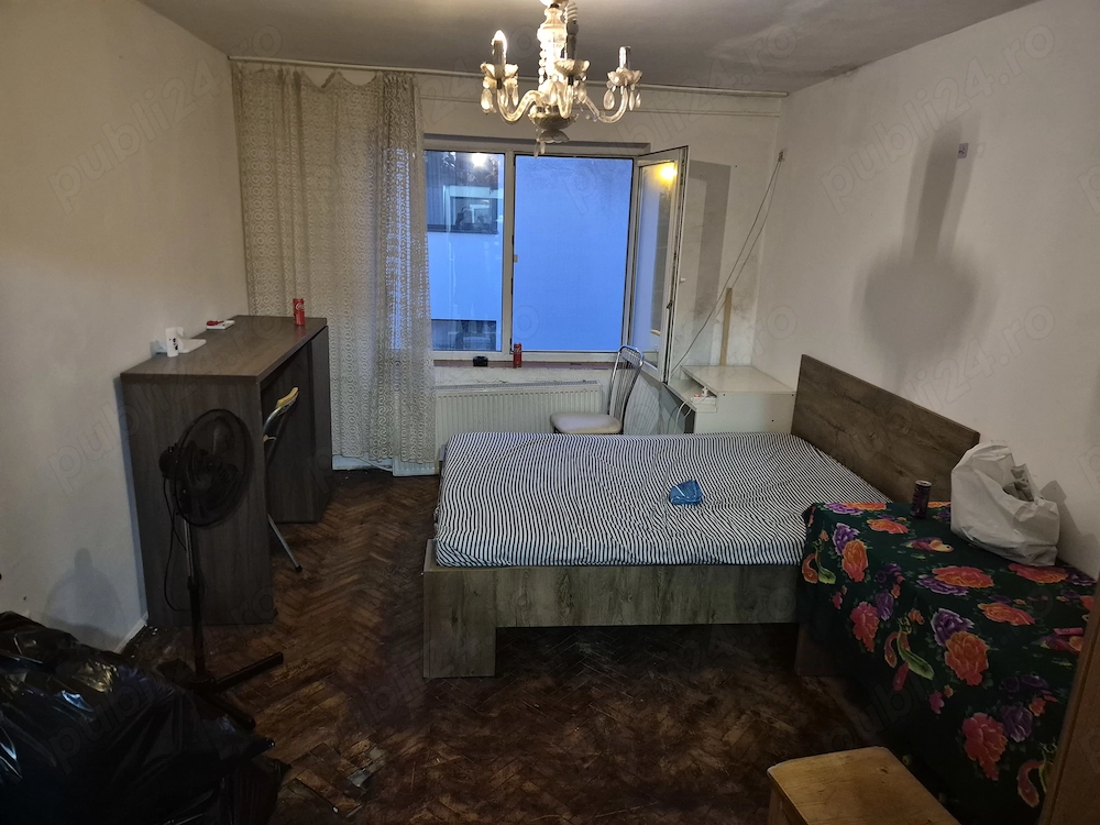 Proprietar direct vand gatsoniera in complex, mare, 25mp et 2