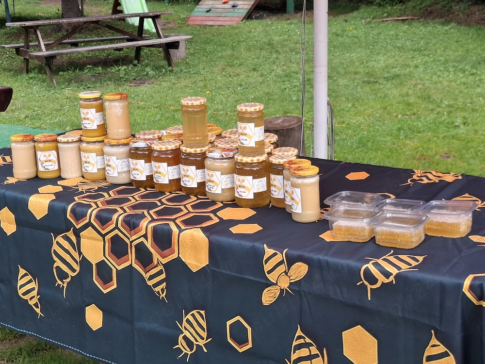 Angajez Vanzatoare pentru Stand cu Miere