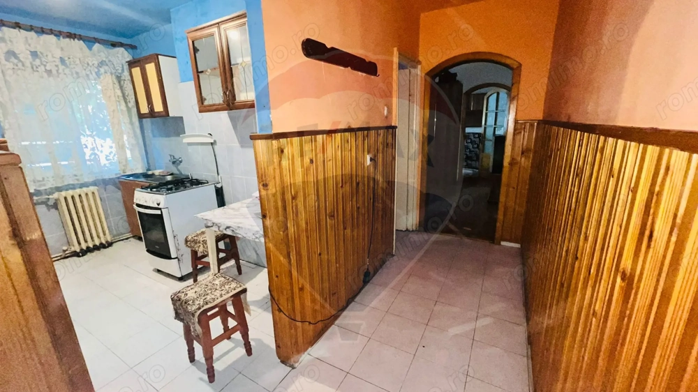 Apartament cu 2 camere de vânzare zona Rogerius