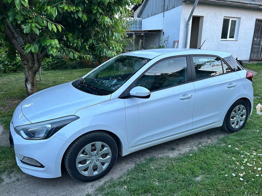 Vând Hyundai i20 an fabricație 2016