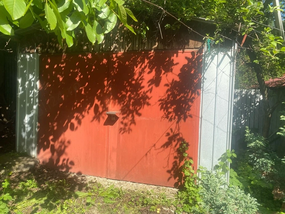 case de vanzare