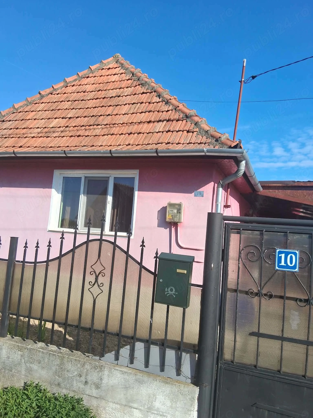 Casa la tara locuita