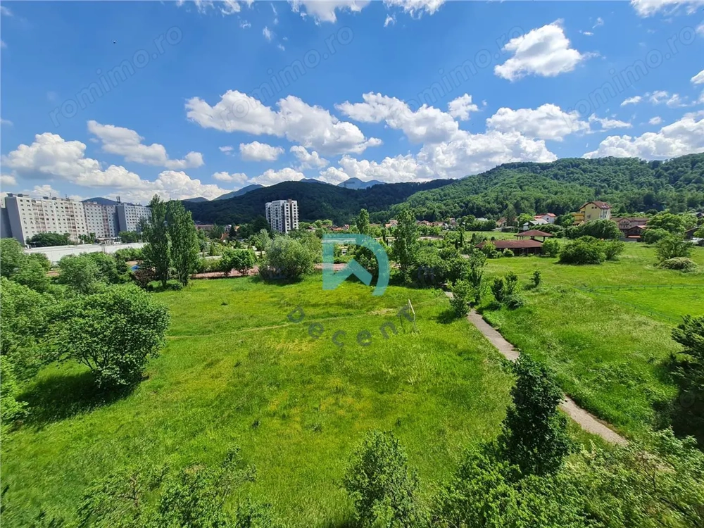 Garsoniera Noua, Brasov