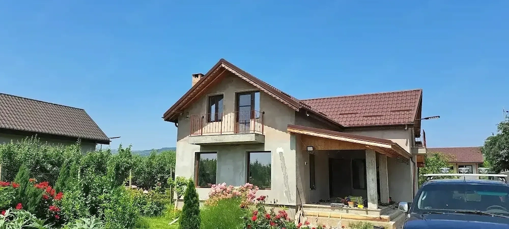 Vând casă, sat Ogrăzile, com. Merei, jud. Buzau