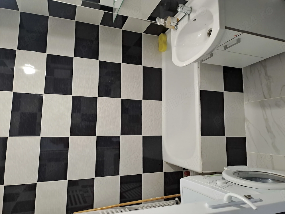 Inchiriez apartamen 2 camere , favorit ,mobilat utilat