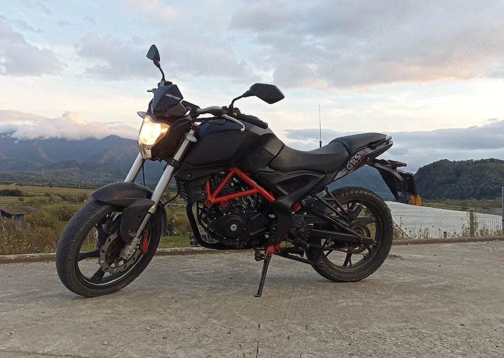 Motocicletă 125Cc  KSR