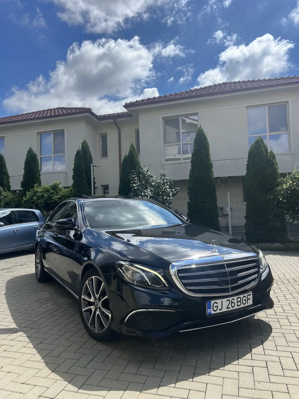 Mercedes-Benz E 220 d 4MATIC 9G-TRONIC Exclusive