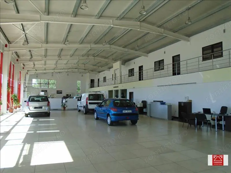 Hala pentru showroom, in apropiere de autostrada
