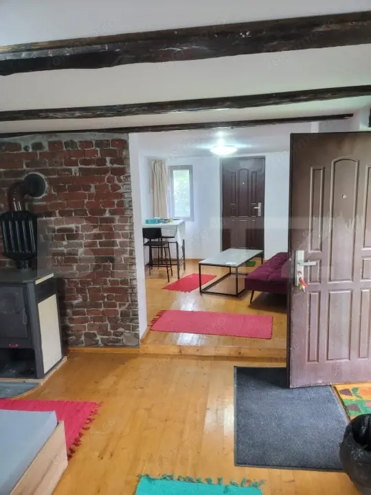 Casa de vanzare, 135 mp si 5 hectare de teren, langa Deva 