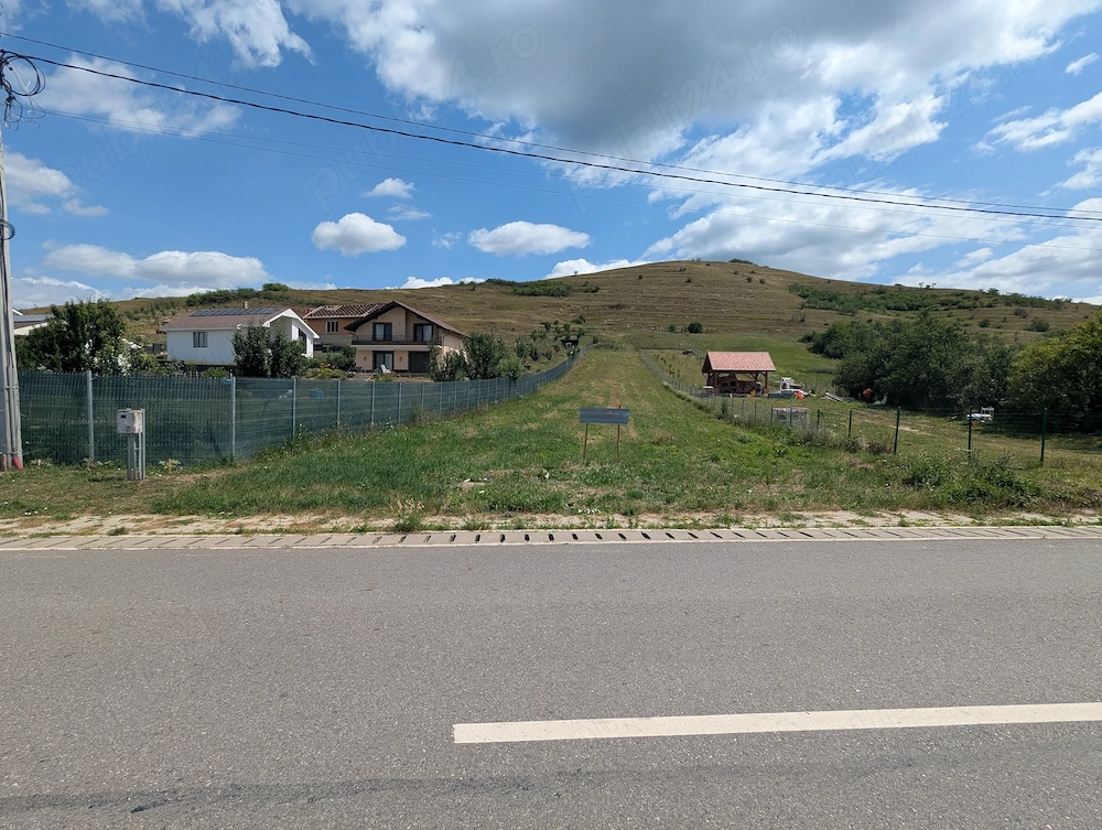 Persoana fizica vand teren in sat Gadalin