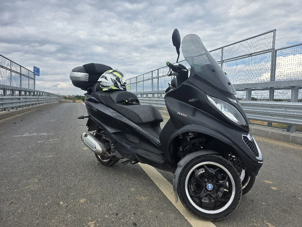 Piaggio MP3 300CC 2016 se conduce cu B