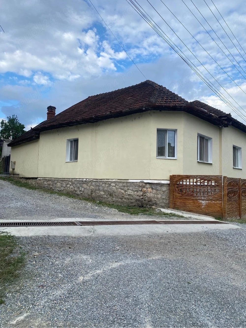 casa 4 camere hunedoara racastie 