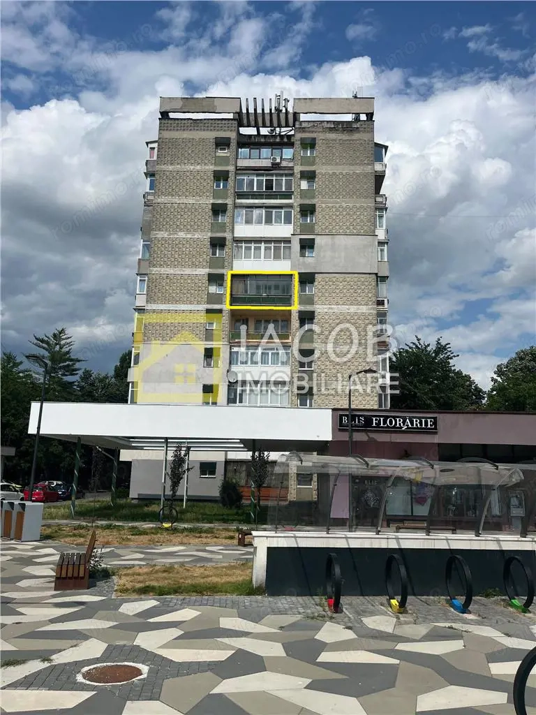 Garsoniera, str. Garii, Bacau