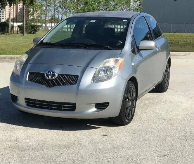 Vand Toyota Yaris 1.3 Aut Luna