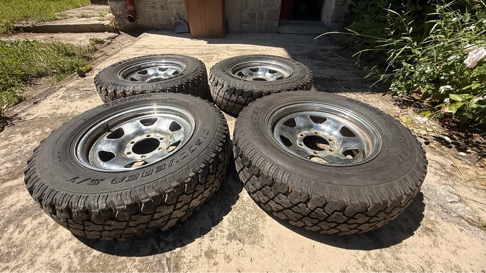 toyota landcruiser roti R16
