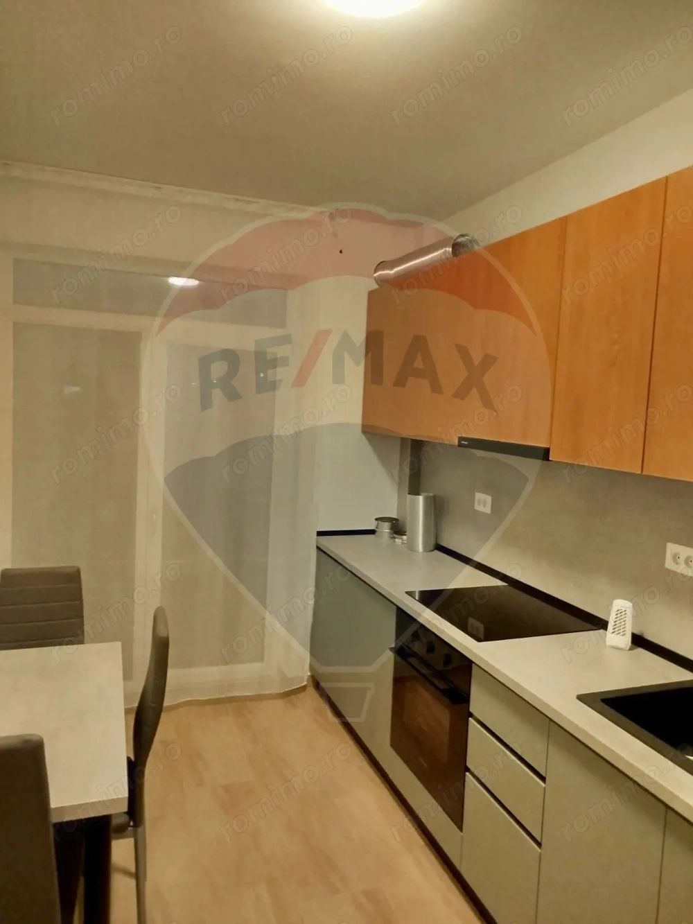 Apartament 2 camere 61 mp, Roman - Zona Bălcescu. 0% comision