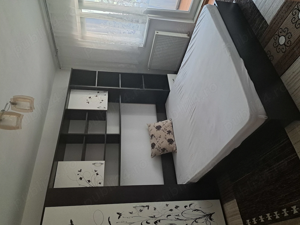 Inchiriez apartament
