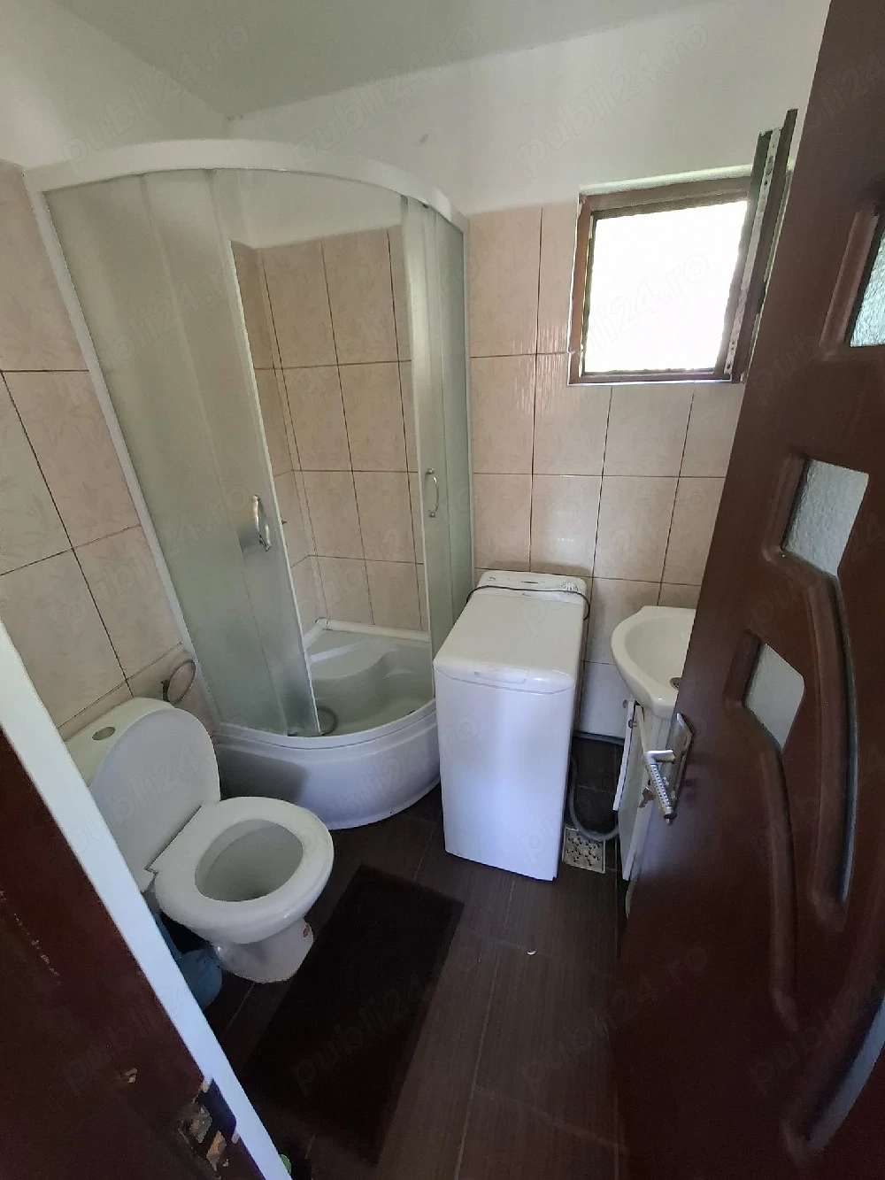 Garsonieră COPOU-SĂRĂRIE 300 euro