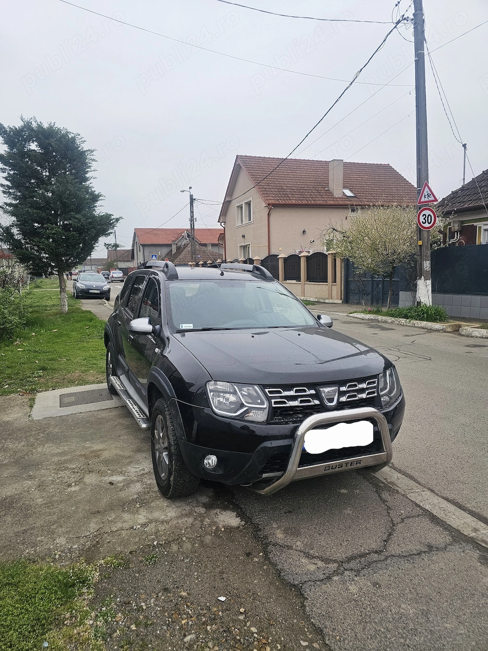 Vand schimb Dacia duster 1.6 SCE 16v benzina+GPL de fabrica 