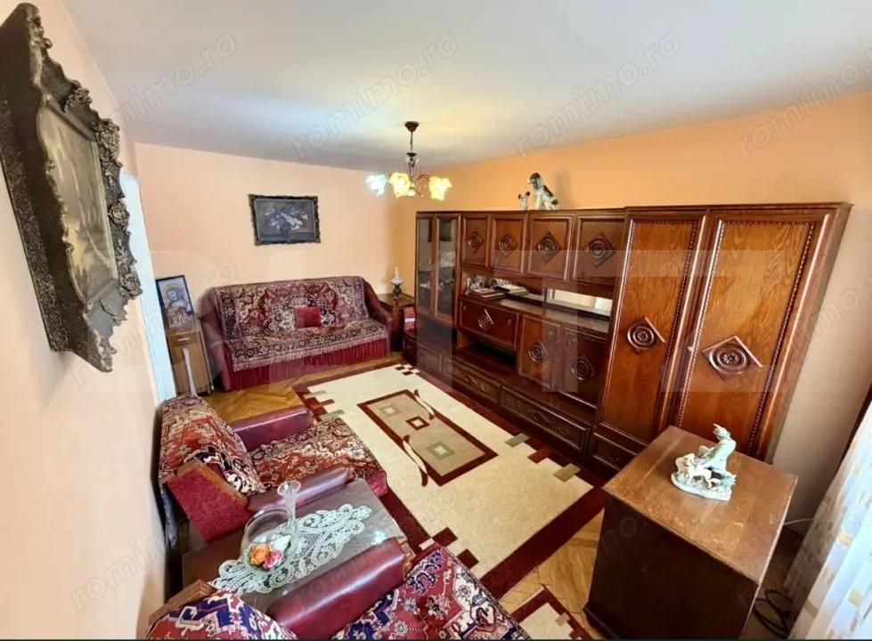 Apartament 2 camere, 52 mp, et. 4/10, zona Dambu Pietros