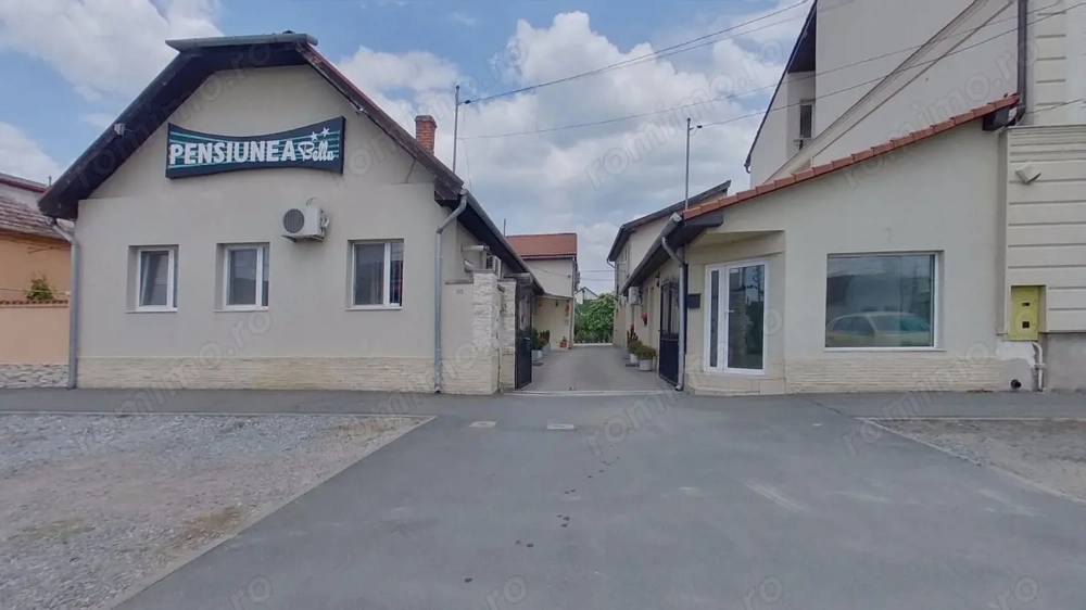 Pensiune cu 10 camere + spațiu comercial inclus pe Calea Radnei