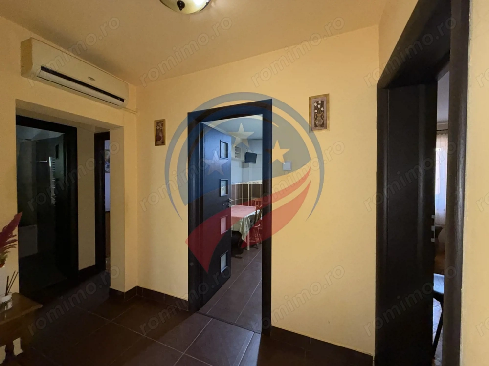APARTAMENT 3 CAMERE 2 BAI ZONA LAPUS ET 1