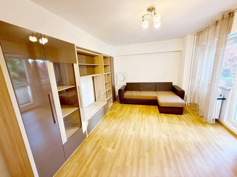 SOARELUI - 1 CAMERA - ETAJ 1 - DECOMANDAT - SPATIOS -  RENOVAT - LFT