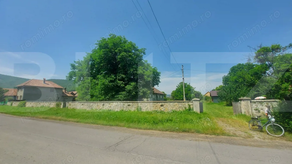 Casa + teren intravil, 3.6 ha I Zagon I Potential turistic si investitional