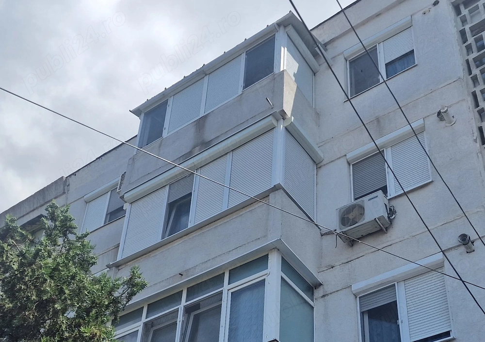 *Proprietar   Vând Apartament 2 Camere | Calea Galați - vis- -vis de Biserica Sf. Ioan