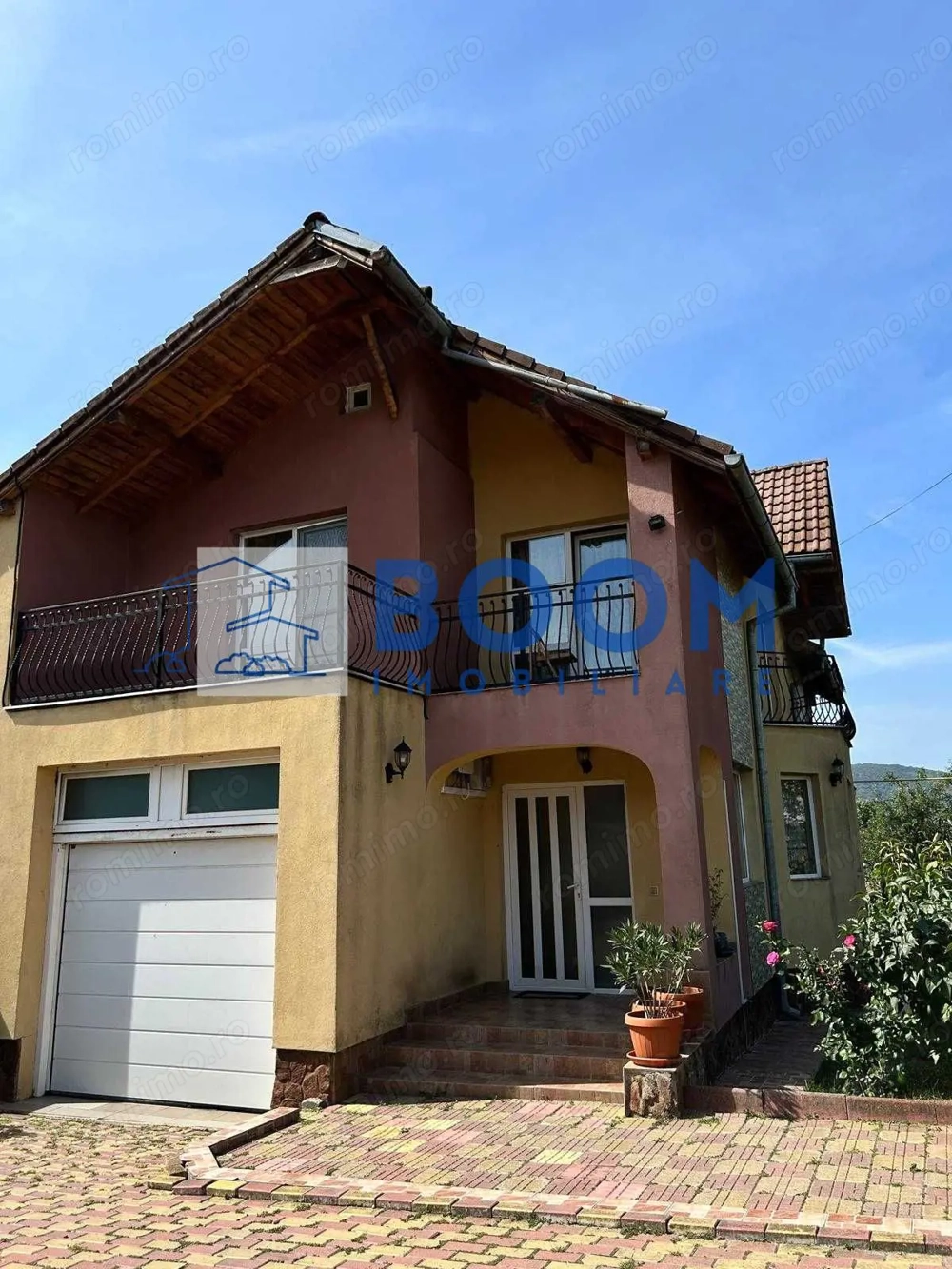Casa de vanzare | Zona Straubing | Panouri fotovoltaice | 2 centrale |