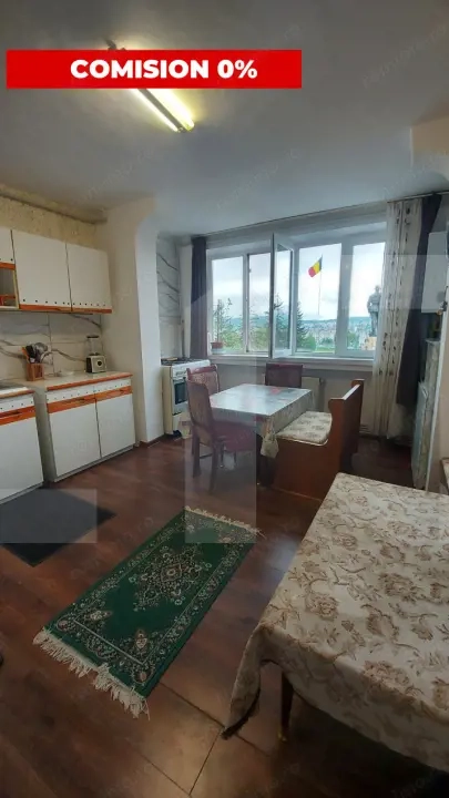 Apartament 3 camere decomandate, etaj 3/8, 71 mp, zona Garii