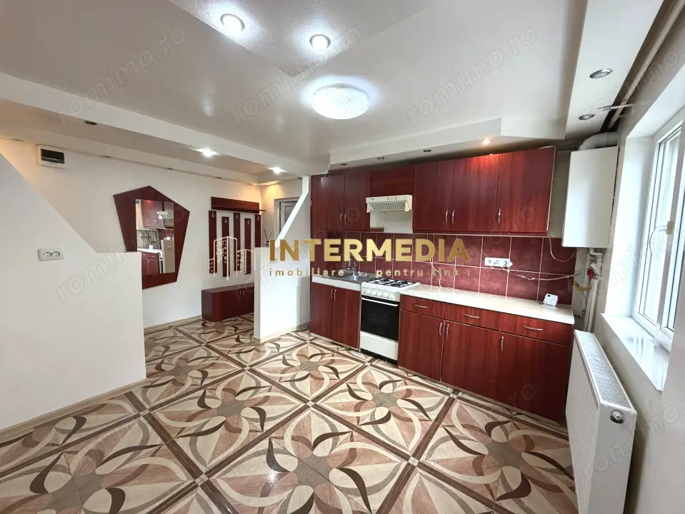 Apartament | 2 Camere | 51 mp | CETATE-PIATA | Bucatarie Mare | Finisat | Utilat