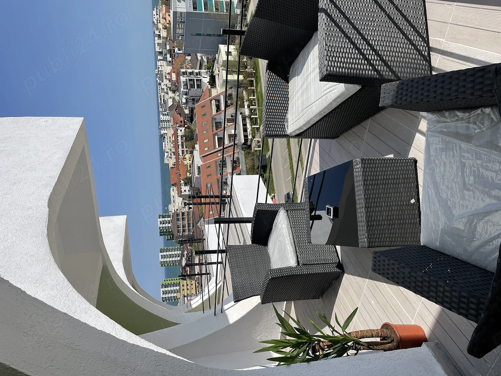 Închiriez apartament două camere 