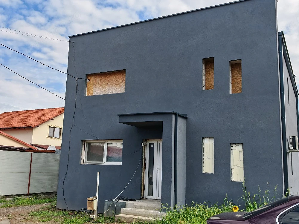 Vand casa in localitatea Giroc, aproape de Timișoara 