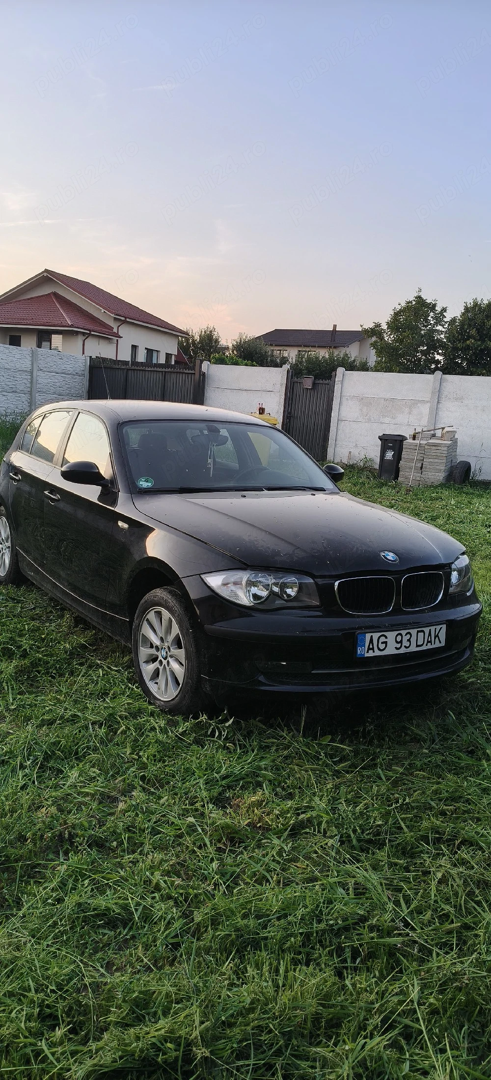 dezmembrez bmw e87