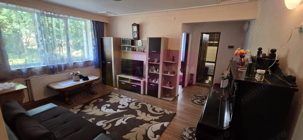 Apartament cu 2 camere de vanzare in Sinaia