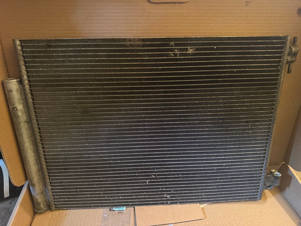 Vând compresor  AC si radiator AC , duster 2017
